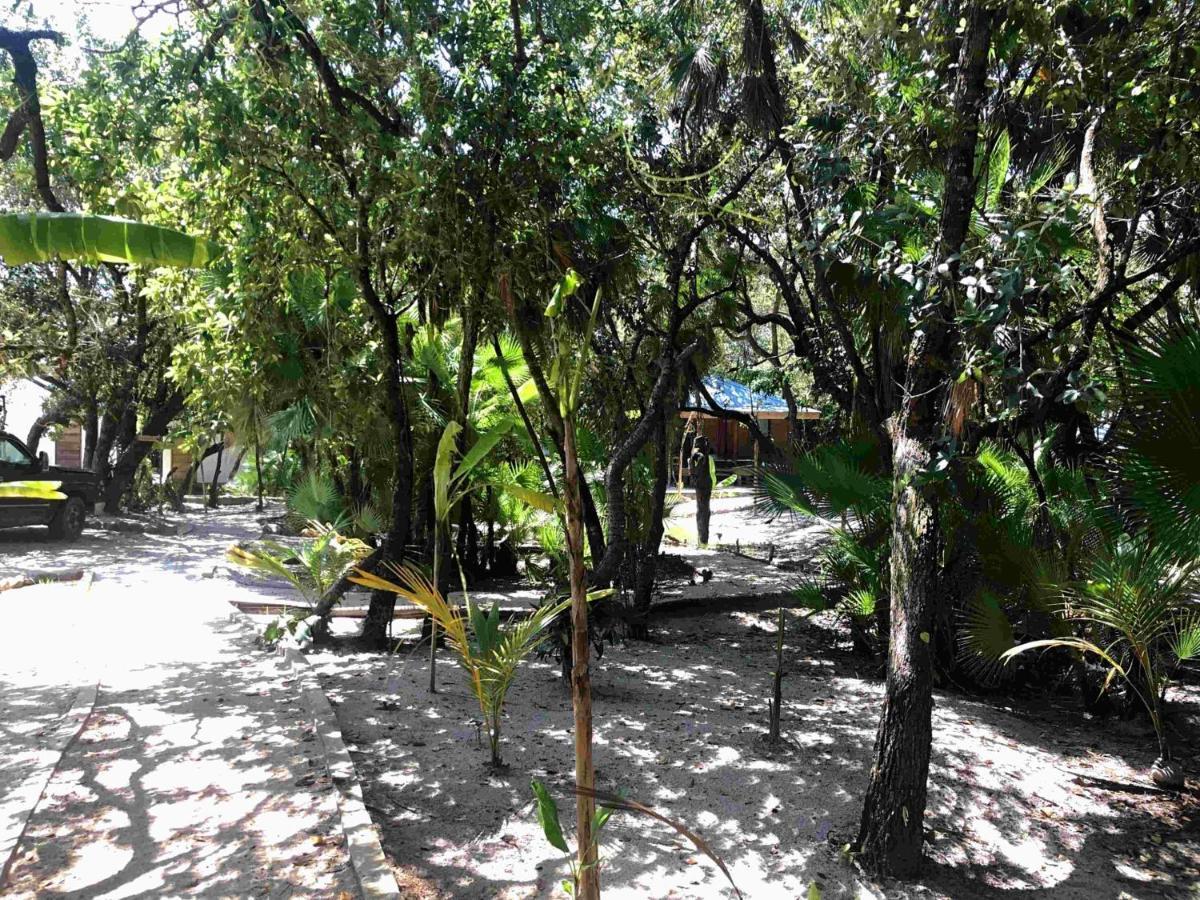 Kin Resort Lodge Maya Beach ภายนอก รูปภาพ