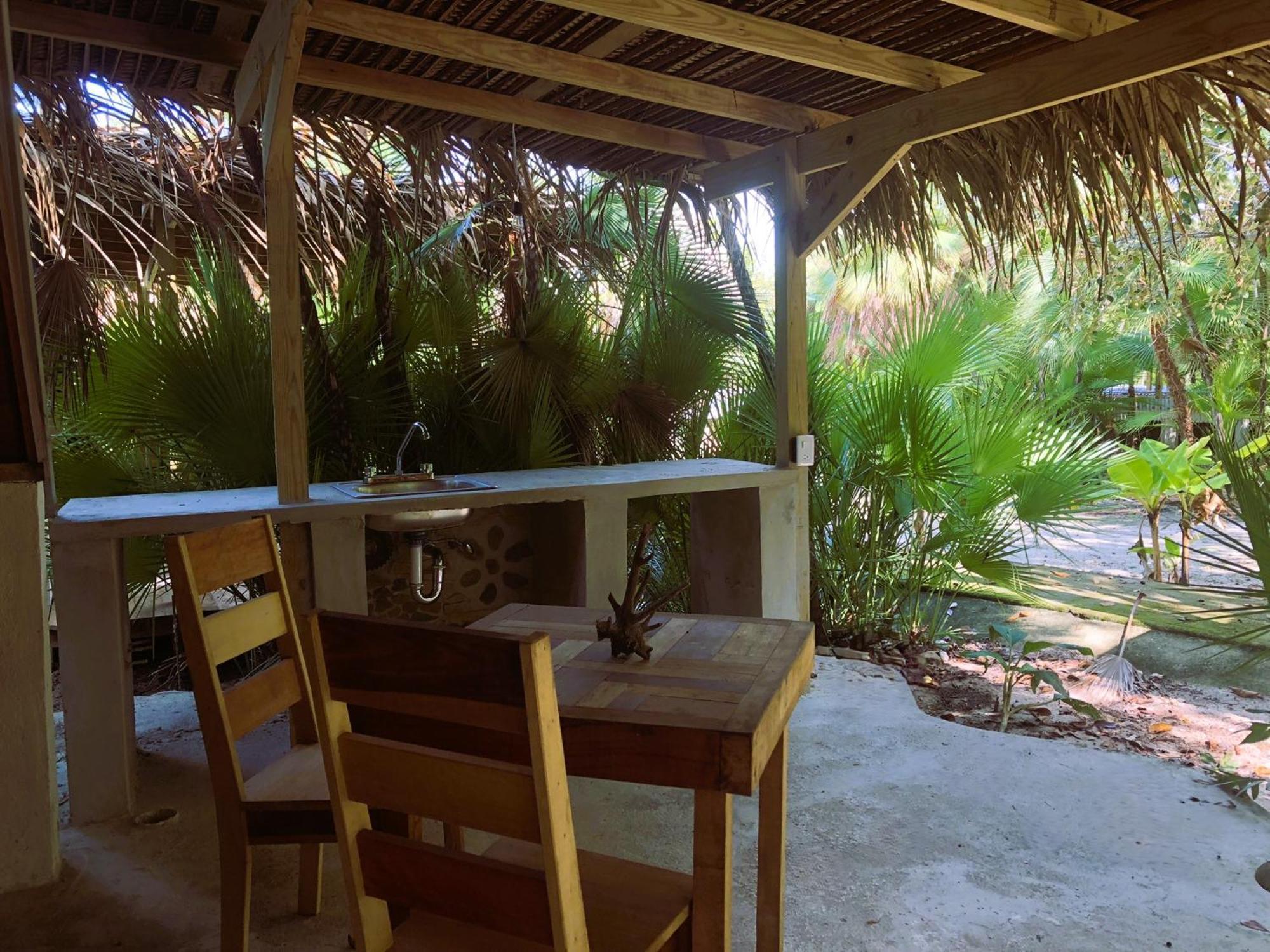 Kin Resort Lodge Maya Beach ภายนอก รูปภาพ