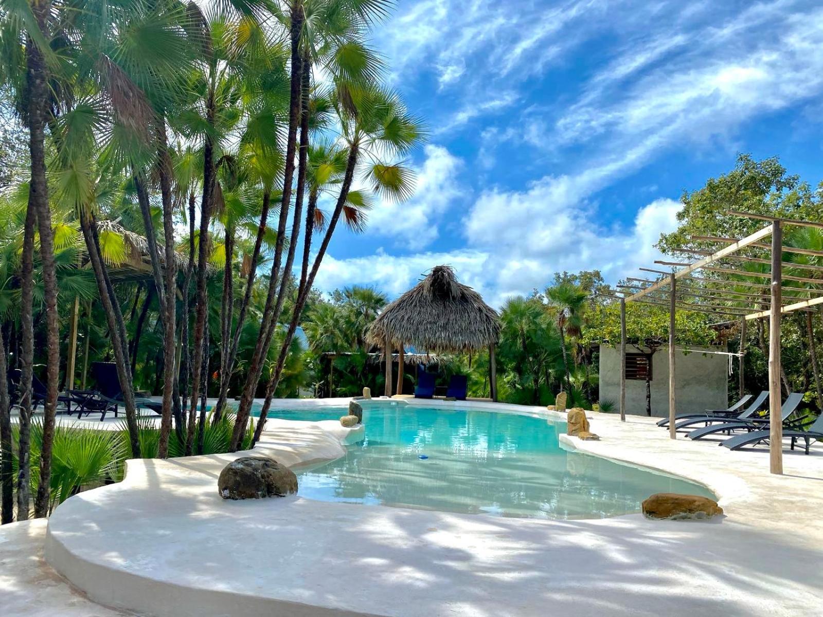 Kin Resort Lodge Maya Beach ภายนอก รูปภาพ