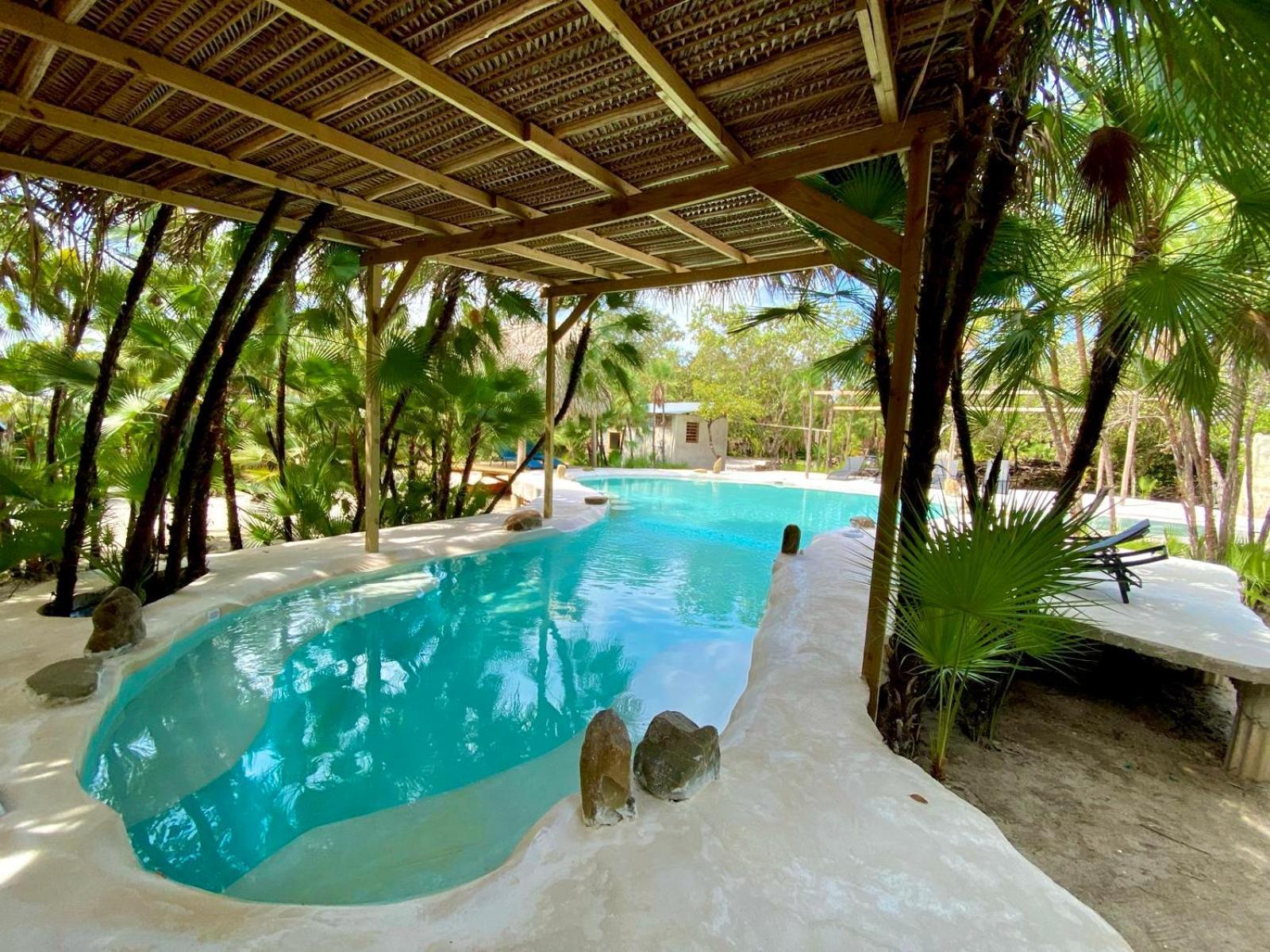 Kin Resort Lodge Maya Beach ภายนอก รูปภาพ