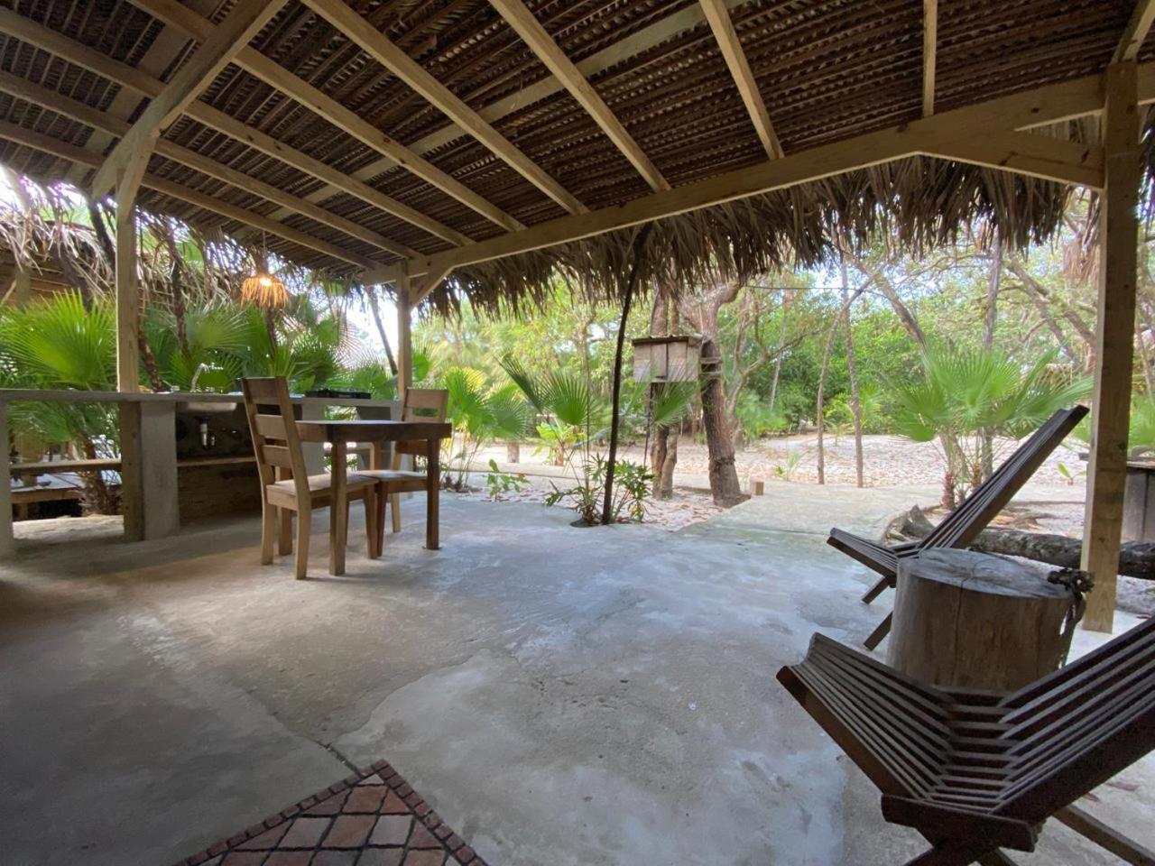 Kin Resort Lodge Maya Beach ภายนอก รูปภาพ